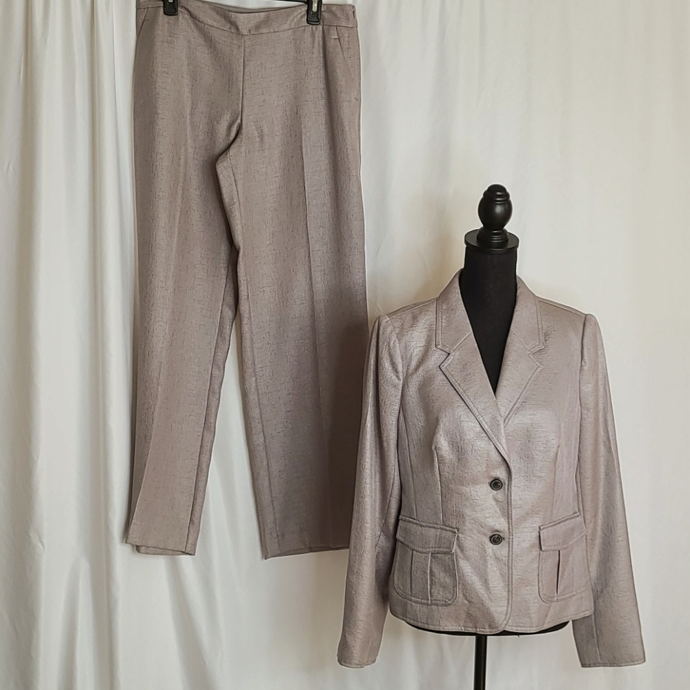 The limited wide leg pants suit. Jacket L